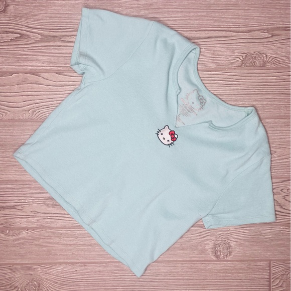 Hello Kitty Tops - Sanrio Hello kitty large cropped blue short sleeve t shirt